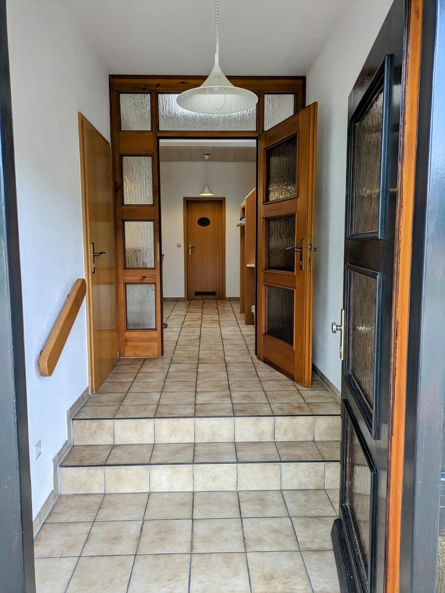 4 Zimmer Geraeumige Und Ruhig Gelegene Ferien- Und Monteurwohnung Nur Fuer Sie Allein Aujvari Vermietungen Spiegelberg المظهر الخارجي الصورة